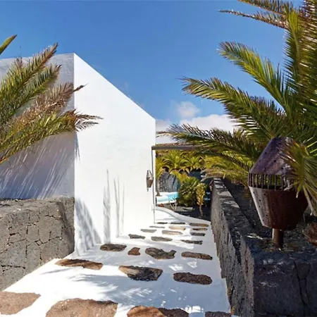 El Cactus Teguise (Lanzarote)