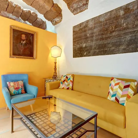El Cactus Villa *